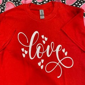 Love t-shirt